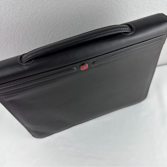 NEW Wenger Concept Zippered Padfolio Envelope Card Holder, Black - Picture 4 of 12